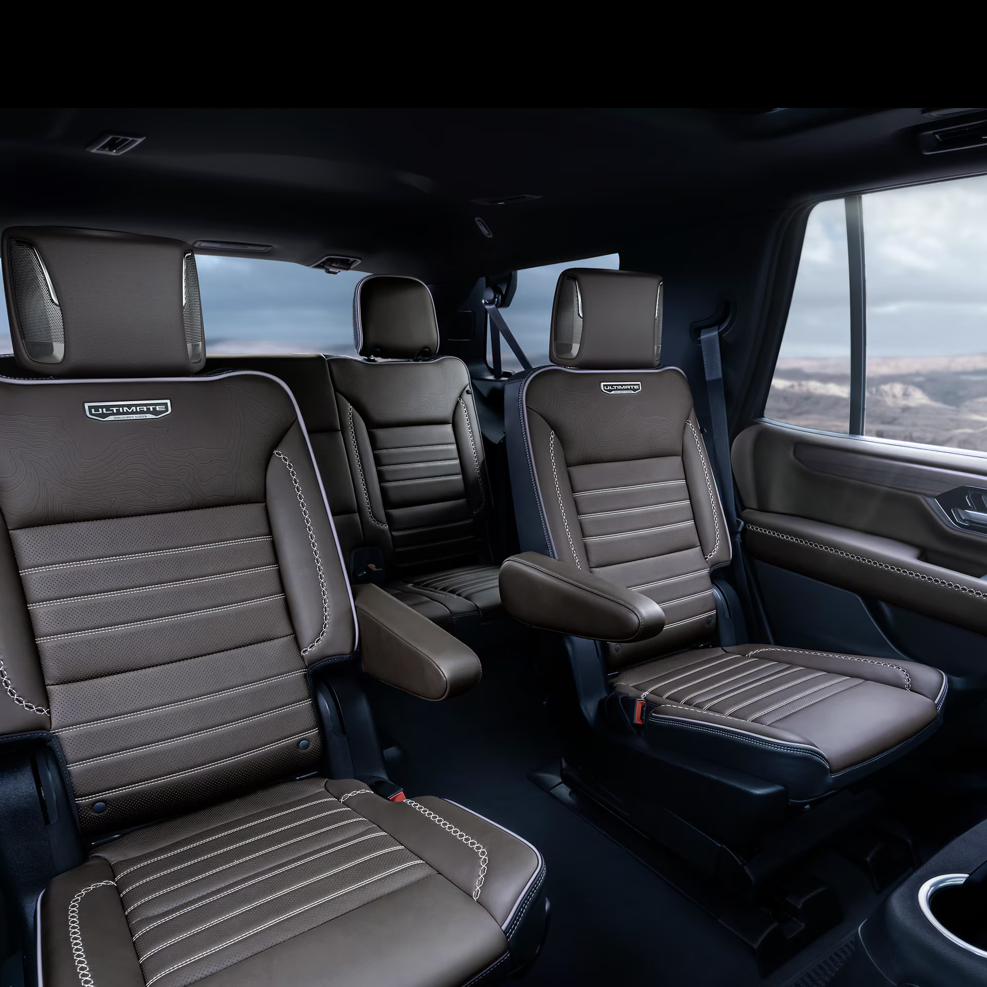 GMC YUKON photo 9