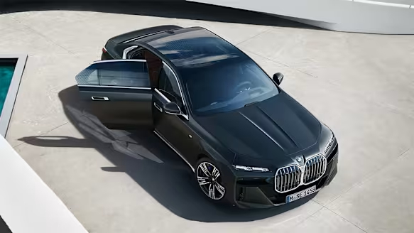 BMW 7 Series photo 7