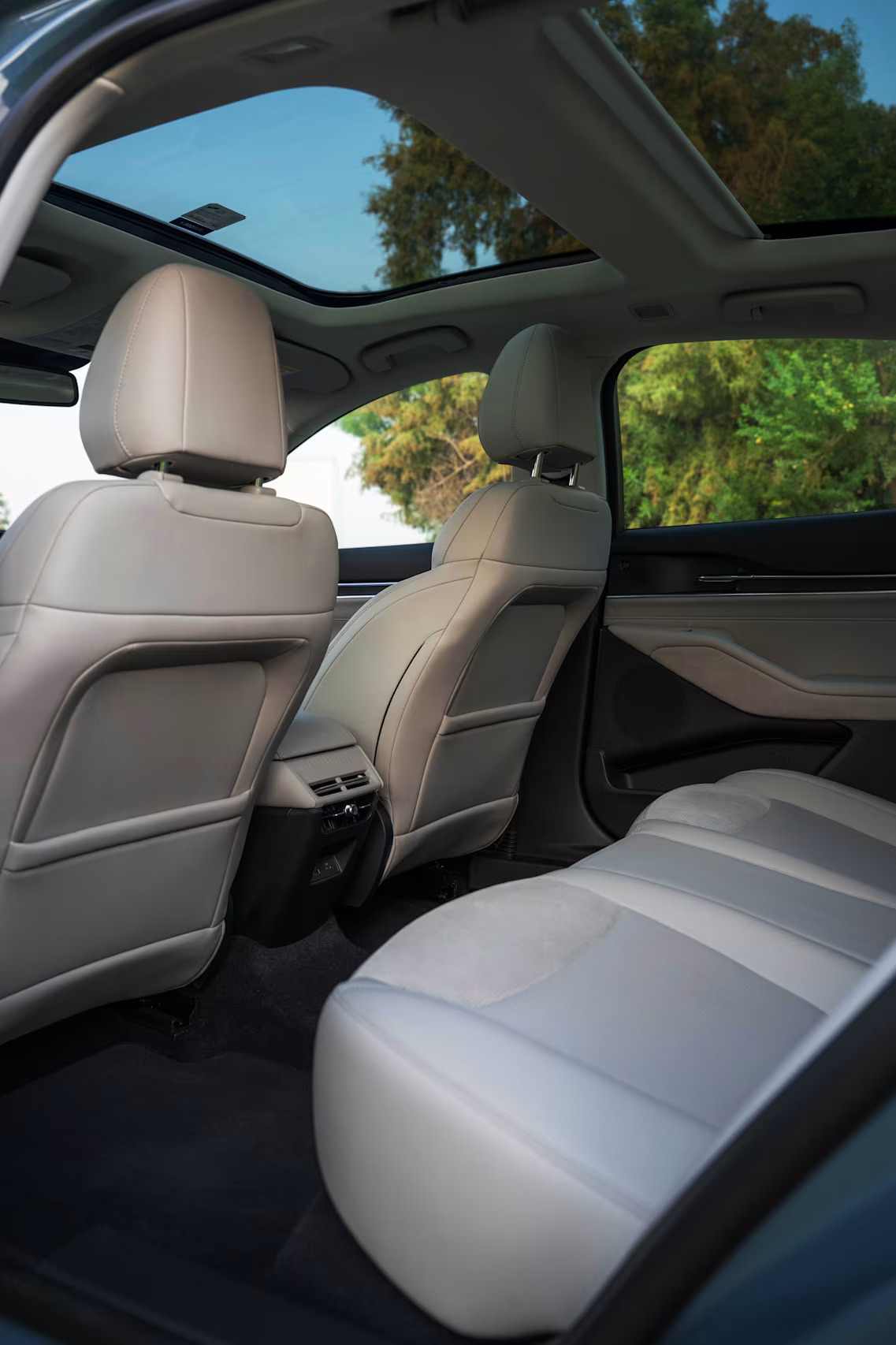 Ford Taurus photo 9